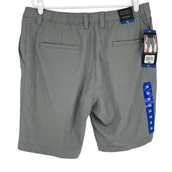 BANANA REPUBLIC NWT MEN’S FLAT FRONT SHORTS IN GRIFFIN GREY 36 - Picture 3 of 11